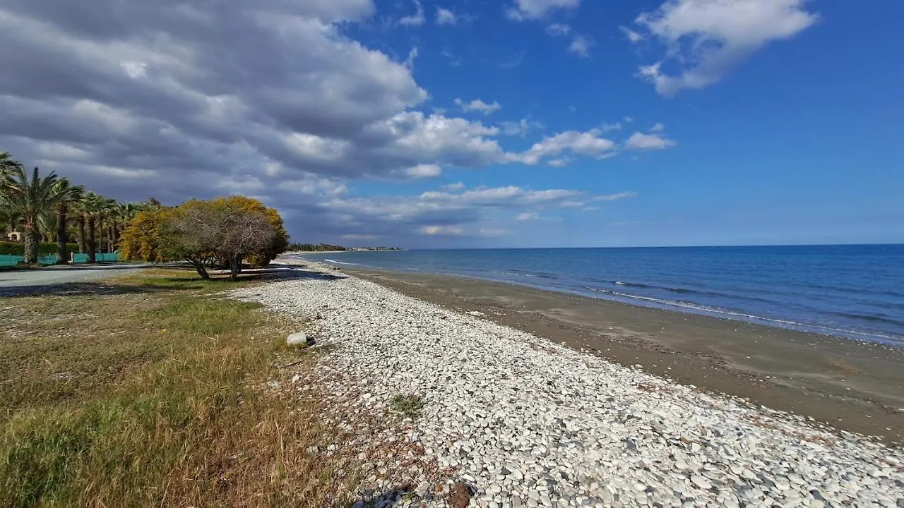 라르나카 Relaxing Seaside Manors 아파트