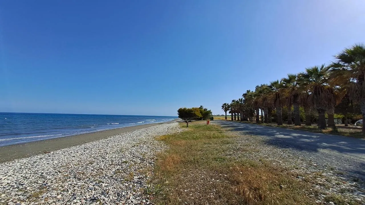 라르나카 Relaxing Seaside Manors 아파트