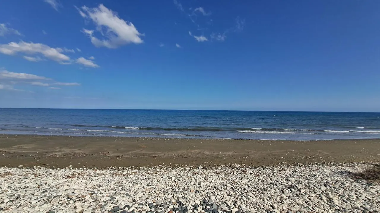 라르나카 Relaxing Seaside Manors 아파트